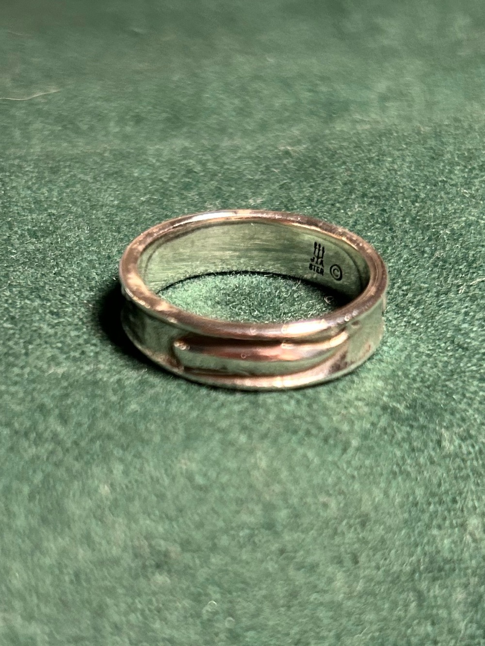 James Avery Retired Sterling Silver Whale Ring